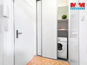 Pronájem bytu 1+1, Praha - Střížkov, Varnsdorfská, 26 m2