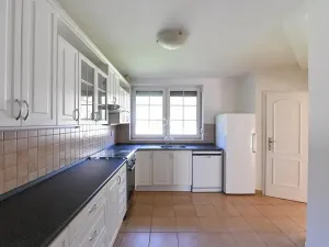 Pronájem vily, Průhonice, Pod Valem, 400 m2