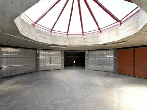 Pronájem garáže, Praha - Žižkov, Nad Ohradou, 23 m2