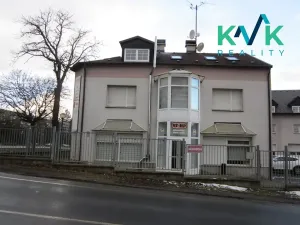 Pronájem bytu 3+1, Karlovy Vary, Jáchymovská, 90 m2