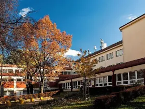 Prodej bytu 3+kk, Praha - Dolní Chabry, U jízdárny, 82 m2