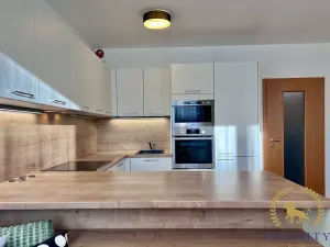 Prodej bytu 2+kk, Úvaly, Škvorecká, 58 m2