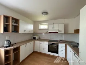 Pronájem rodinného domu, Zádveřice-Raková, 230 m2