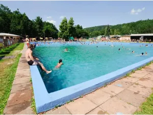 Prodej pozemku pro bydlení, Pecka, 1250 m2