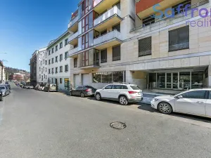 Prodej kanceláře, Praha - Smíchov, Na Zatlance, 115 m2