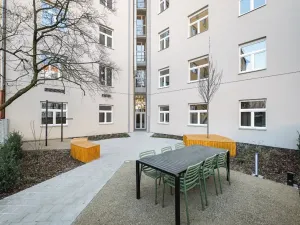 Pronájem bytu 2+kk, Praha - Žižkov, Jeseniova, 54 m2