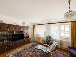 Prodej činžovního domu, Hradec Králové, Velké náměstí, 665 m2