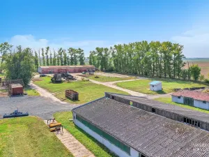 Prodej komerčního pozemku, Jasenná, 22131 m2