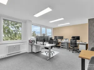 Pronájem kanceláře, Hradec Králové, Akademika Heyrovského, 30 m2