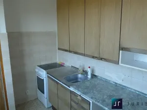 Prodej bytu 3+1, Praha - Strašnice, Černokostelecká, 64 m2