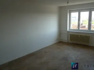 Prodej bytu 3+1, Praha - Strašnice, Černokostelecká, 64 m2