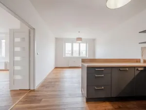 Prodej bytu 3+kk, Praha - Vršovice, Vršovická, 87 m2