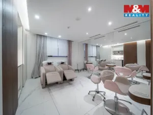 Pronájem obchodního prostoru, Praha - Staré Město, náměstí Curieových, 75 m2