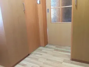 Prodej bytu 2+1, Praha - Strašnice, Ke Strašnické, 39 m2