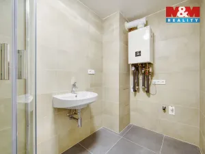 Pronájem bytu 1+kk, Nýřany, Benešova třída, 34 m2