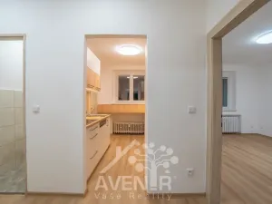Pronájem bytu 3+1, Zlín, Benešovo nábřeží, 72 m2