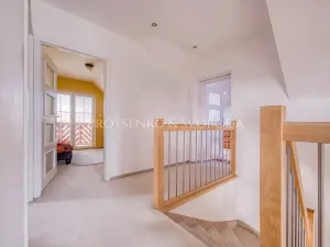 Prodej rodinného domu, Hostivice, náměstí Jana IV. z Dražic, 185 m2