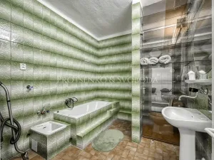 Prodej vily, Křižanov, Benešovo náměstí, 530 m2