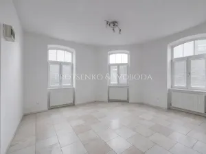 Prodej kanceláře, Mělník, Českolipská, 418 m2