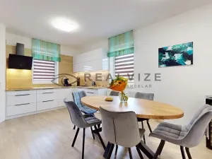 Prodej rodinného domu, Úsilné, 205 m2