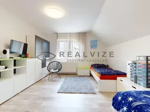 Prodej rodinného domu, Úsilné, 205 m2