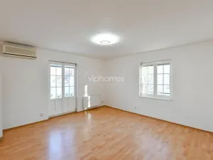 Pronájem rodinného domu, Praha - Nebušice, Na Malé Šárce, 360 m2
