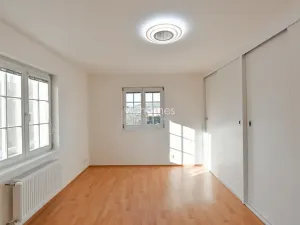 Pronájem rodinného domu, Praha - Nebušice, Na Malé Šárce, 360 m2