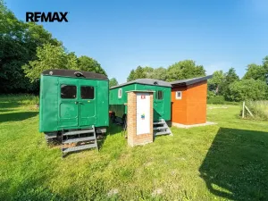 Prodej komerční nemovitosti, Chrášťany, 10917 m2