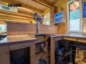 Prodej komerční nemovitosti, Chrášťany, 10917 m2