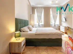 Prodej bytu 3+1, Karlovy Vary, Mariánskolázeňská, 69 m2