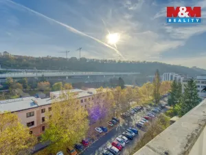 Pronájem bytu 3+kk, Praha - Karlín, U Sluncové, 65 m2