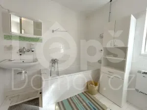 Prodej rodinného domu, Vlčice, 185 m2