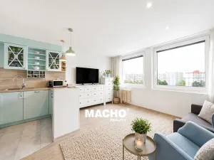 Prodej bytu 2+kk, Praha - Černý Most, Bryksova, 46 m2