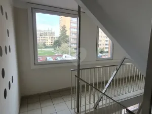 Pronájem bytu 3+1, Praha - Žižkov, Na rovnosti, 75 m2
