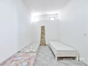 Prodej obchodního prostoru, Kamenice nad Lipou, Dobšova, 270 m2