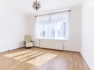 Prodej bytu 1+1, Chotěboř, Husova, 72 m2