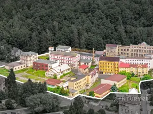 Pronájem kanceláře, Děčín, Košická, 635 m2