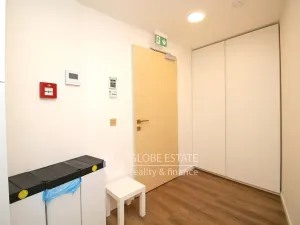 Prodej kanceláře, Praha - Karlín, 128 m2