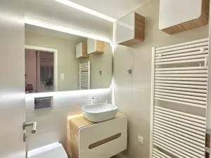 Pronájem bytu 4+kk, Praha - Strašnice, Zvěřinova, 117 m2