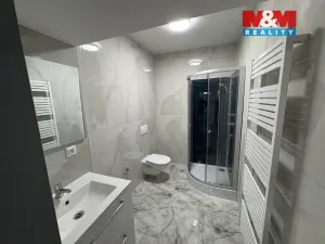 Pronájem bytu 3+kk, Bělá pod Bezdězem, Masarykovo náměstí, 80 m2