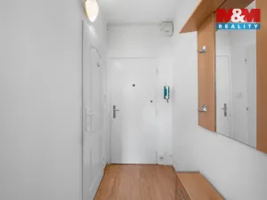 Prodej bytu 1+kk, Ústí nad Labem - Severní Terasa, Pod Parkem, 19 m2