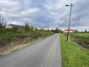 Prodej pozemku, Javorník - Horní Hoštice, 1773 m2