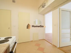 Pronájem bytu 2+1, Praha - Nusle, U gymnázia, 54 m2