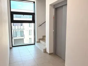 Pronájem bytu 1+kk, Plzeň, Železná, 34 m2