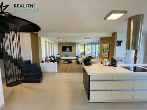 Prodej rodinného domu, Slatinky, 258 m2