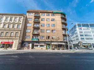 Pronájem bytu 1+kk, Praha - Smíchov, Nádražní, 28 m2