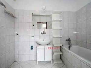 Pronájem bytu 2+1, Znojmo, Kollárova, 55 m2