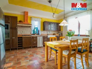 Prodej rodinného domu, Keblice, 290 m2