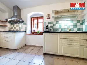 Prodej rodinného domu, Divišov, Horní náměstí, 213 m2