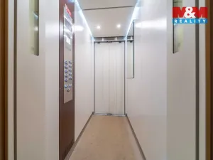 Prodej bytu 2+1, Plzeň, Lábkova, 61 m2